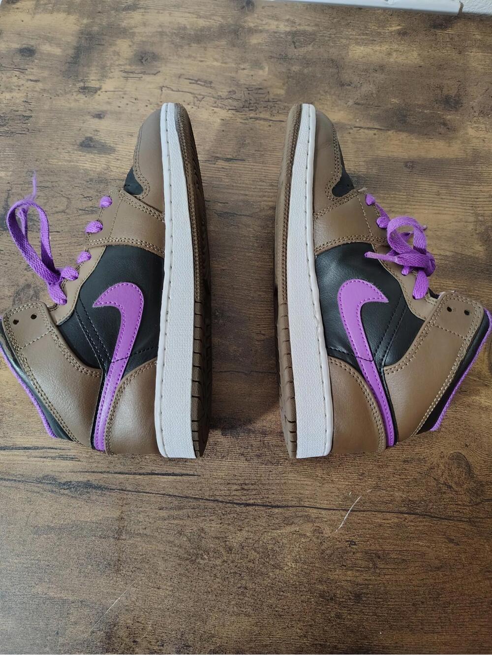 Nike Air Jordan 1 Mid Brown Purple Youth Size 4Y Womens 5.5 - Picture 5 of 7